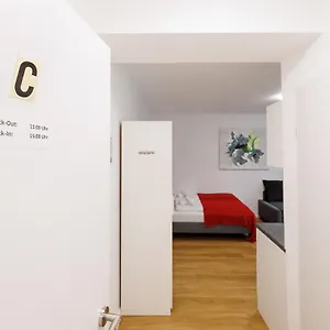 Modern , Viena Austria